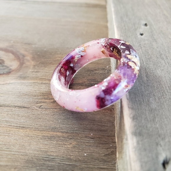 Enchanted Garden Resin Ring Real Flower Ring - Picture 7 of 10